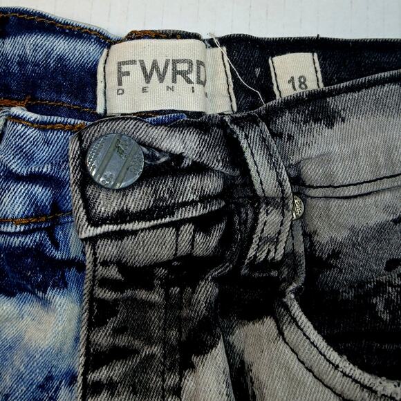 FWRD Denim Co. Boys Blue Wash Graphics Stretchy Jeans - Size 18 - Picture 4 of 4